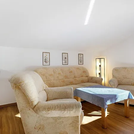 Haus Am - Jenner *