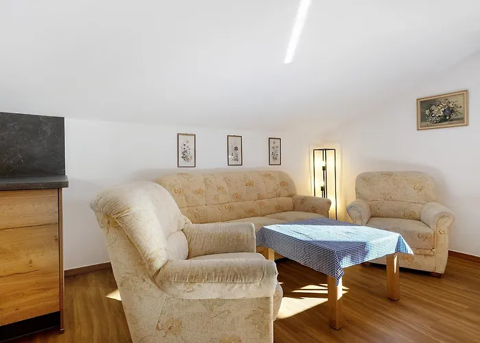 Haus Am - Jenner Daire