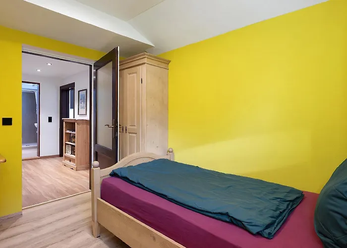 Haus Am - Jenner Daire